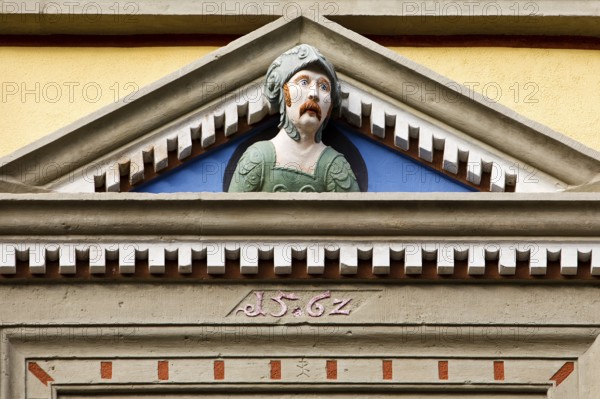 A so-called gaff head on the façade of the Haus zum Roten Ochsen, Renaissance, Erfurt, Thuringia,