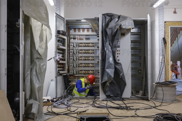 28.10.2020, Oberhausen, Ruhr area, North Rhine-Westphalia, Germany - Switchgear, electrical
