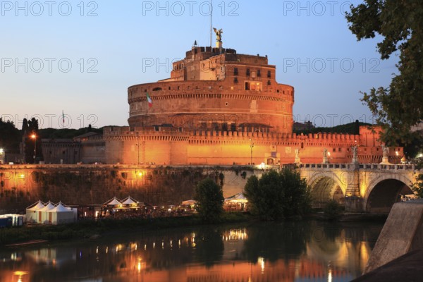 Castel Sant'Angelo, Mausoleo di Adriano, Mausoleum for the Roman Emperor Hadrian, Castel