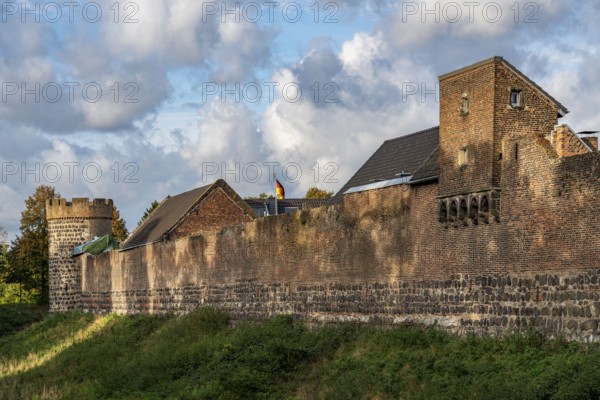 The village of Zons on the left bank of the Lower Rhine, former fortified zone, belongs to