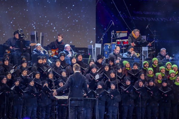 When over 25, 000 visitors flock to the Rudolf Harbig Stadium for the big Advent concert just in