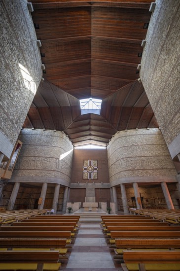 Interior of the Heilig Kreuz Church, opened in 1964, Jahnstr. 41, Weißenburg, Middle Franconia,