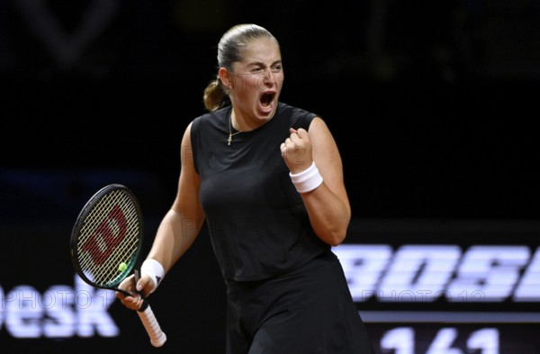 Jelena Ostapenko LAT Cheering Gesture Gesture Tennis Women Porsche Cup, Grand Prix, GP, Stuttgart