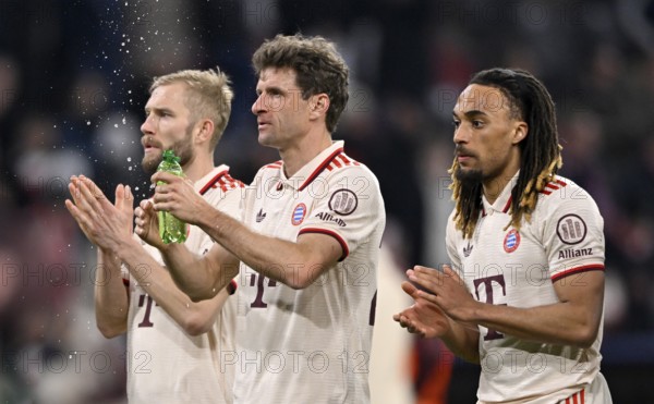Disappointment after defeat for Thomas Müller FC Bayern Munich FCB (25) Konrad Laimer FC Bayern
