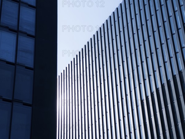 Modern architecture, mood lighting, Medienhafen, harbour, Düsseldorf, North Rhine-Westphalia,