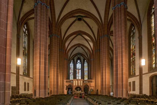 Church of Our Lady, Gothic hall church, interior, nave with cross vault, arcades, altar, rood