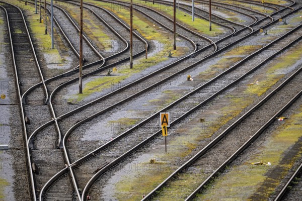 Track systems, shunting tracks, sidings, branches, the Mülheim-Styrum marshalling yard, on the