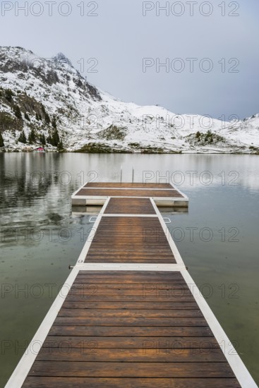 Bettmersee, mountain lake, alpine, bathing, swimming, footbridge, wooden footbridge, tranquillity,