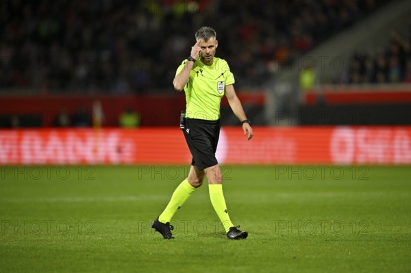 Referee Referee Enea Jorgji Albania Gesture, Gesture, UEFA Conference League, Voith-Arena,