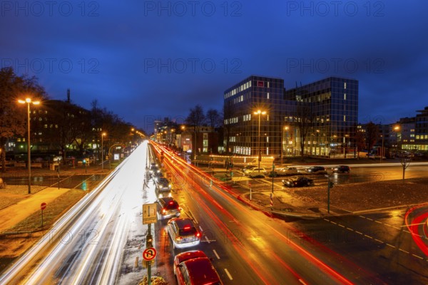 Bundesstrasse B224, Alfredstrasse, in Essen Rüttenscheid, evening rush hour traffic, this area
