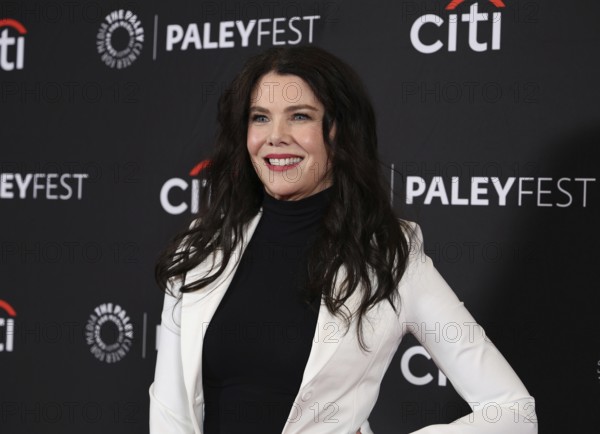 Lauren Graham at the 42nd Annual William S. Paley Television Presents 'Gilmore Girls, 'The