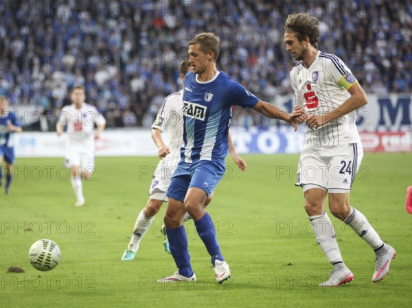 Duel Tobias Willers VfL Osnabrück and Nicolas Hebisch 1.FC Magdeburg DFB 3.Liga season 2015-16 in