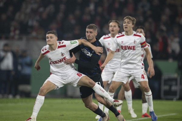 BEAUTIFUL SPORTS/ (DFL/DFB REGULATIONS PROHIBIT ANY USE OF PHOTOGRAPHS AS IMAGE SEQUENCES AND/OR