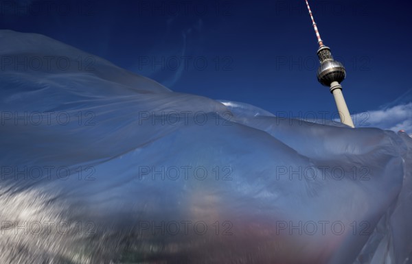 Germany, Berlin, 22 February 2025, large-scale demonstration against cultural cuts, Aktionsbündnis