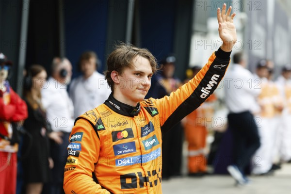 Oscar Piastri of Australia drives the McLaren Formula 1 Team MCL39 and gets second place in