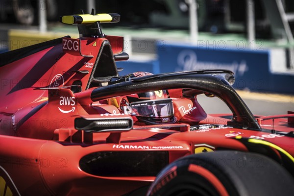 MELBOURNE, AUSTRALIA, APRIL 2: Carlos Sainz of Spain drives the Ferrari SF-23 on race day during