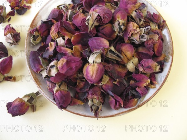 Dried rose petals