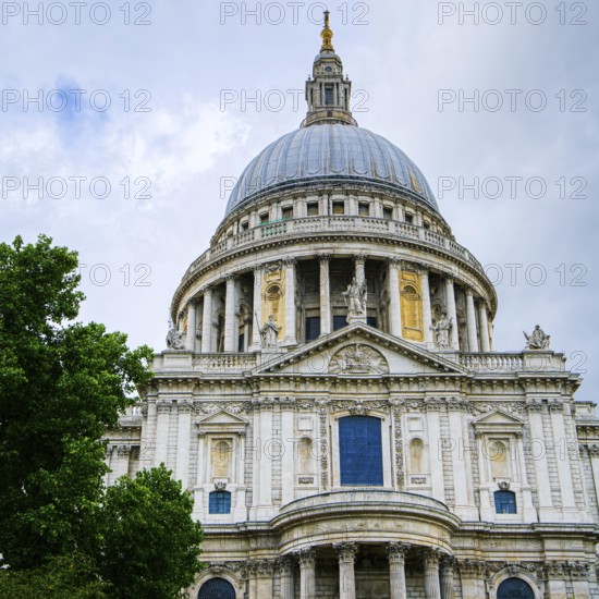 LONDON - JULY 27 : St Pauls Cathedral in London on July 27, 2017