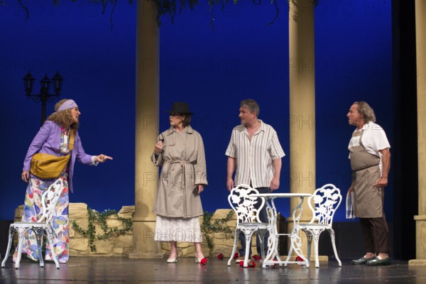 Janina Hartwig, Caroline Beil, Dieter Landuris, Hardy Krüger, FISCH SUCHT FAHRRAD, photo rehearsal