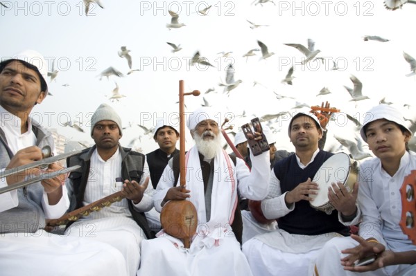 Sant vivek das ji on boat, varanasi, uttar pradesh, Asia, India, Asia