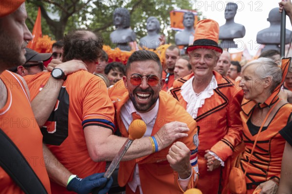 06/07/2024, Berlin, Germany, Europe, Fans of the Dutch national football team celebrate on a fan