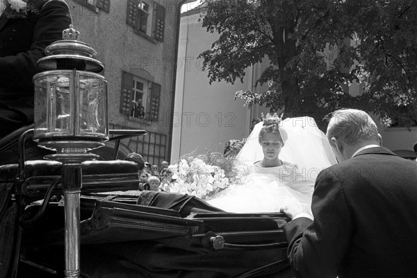Princess Birgitta of Hohenzollern and Sweden marries Prince Johann Georg of