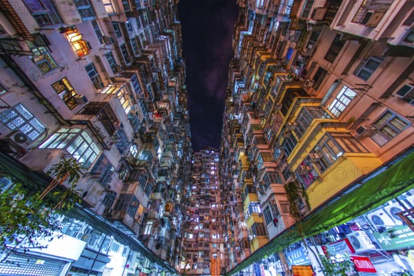 Hong Kong apartment high-rise apartment (Quarry Bay). Shooting Location: Hong Kong Special