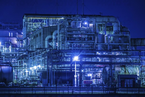 Factory night view of Kawasaki Keihin industrial zone. Shooting Location: Kawasaki City, Kanagawa