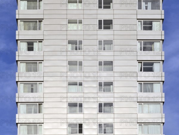 Leeds, west yorkshire, United Kingdom: 18 september 2020: view of the park plaza hotel in Leeds a