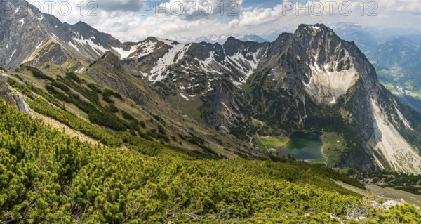 Entschenkopf crossing with a fantastic panoramic view of the Upper and Lower Gaisalpsee and the
