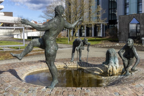 Life-size bronze sculptures of female figures from the Gesundbrunnen, Bad-Buchau, Upper Swabia,