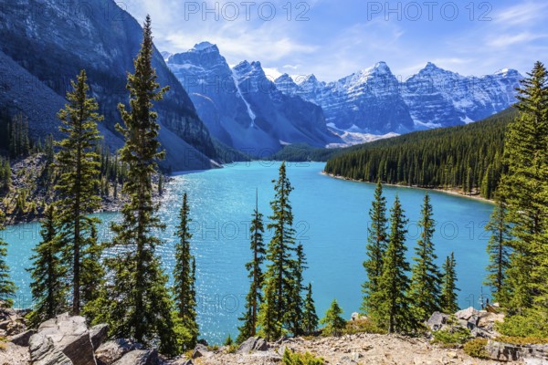 Lake Moraine with water of emerald color in the Valley of the Ten Peaks. Park Banff, Canadian