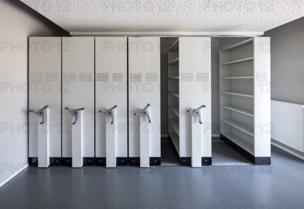 Bochum, main cemetery, depot, refurbishment of the heritage-protected existing buildings, archive