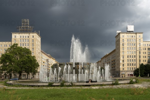 Berlin, Karl-Marx-Allee (formerly Stalinallee), 2nd construction phase 1951-1958, tower buildings