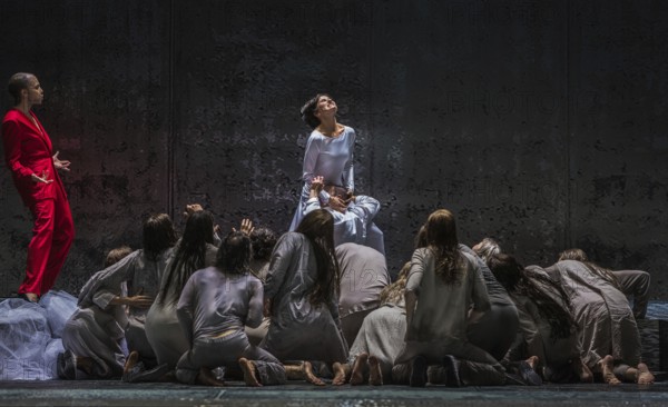 ?dipe by George Enescu (Komische Oper, Berlin) . Tragédie lyrique in four acts and six scenes