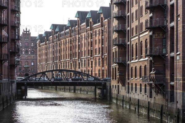 Hamburg, Speicherstadt built between 1883 and 1927, Wandrahmfleet, view to the west with