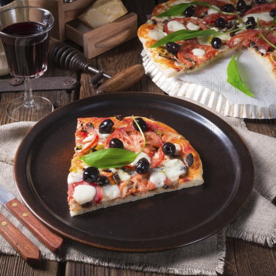 Wild garlic - margarita pizza