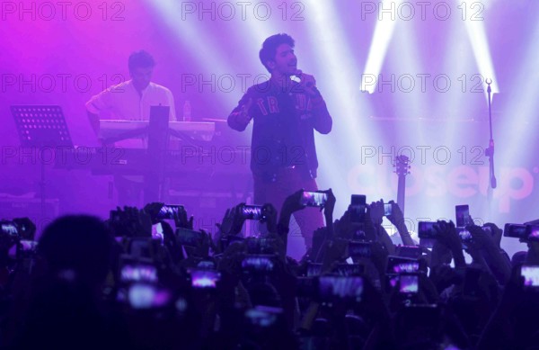 Bollywood singer Armaan Malik performs during Closeup First Move Party, in Mumbai, India on