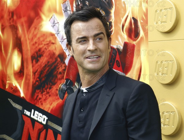 Justin Theroux at the Los Angeles premiere of 'The LEGO Ninjago Movie' held at the Regency Village