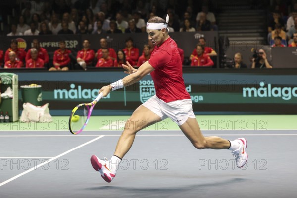 Der spanische Tennisspieler Rafael Nadal in Aktion bei den Davis Cup Finals 2024, Palacio de