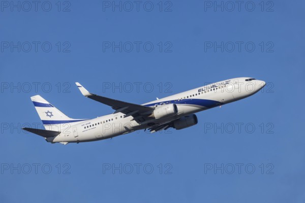 Aircraft climbing after take-off at Fraport Airport. Aircraft registration: 4X-EHB, Boeing 737, El