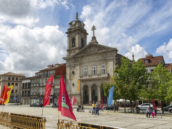 Basilica church of Saint Peter, Largo do Toural, Toural square, city of Guimaraes, northern