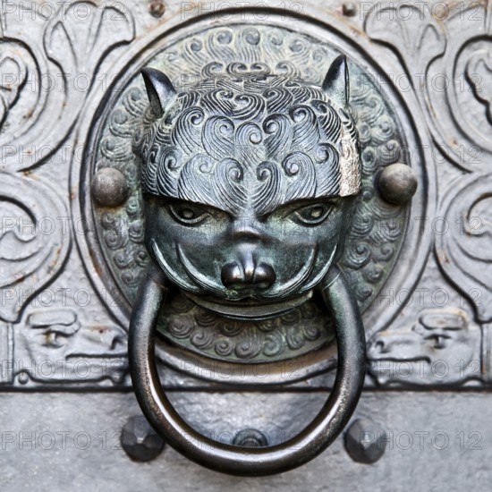 Close-up, door knocker with animal head at the Church of the Redeemer, Bad Homburg vor der Höhe,