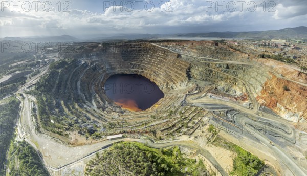 Aerial view of Corta Atalaya open pit mine, copper mine, Rio Tinto, Minas de Rio Tinto, Andalusia,
