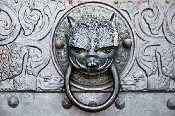 Close-up, door knocker with animal head at the Church of the Redeemer, Bad Homburg vor der Höhe,