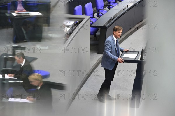 Dr Bernd Baumann (AfD) spoke at the tenth sitting of the Bundestag on the agenda item