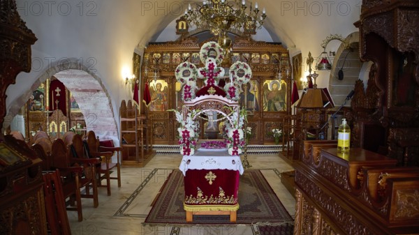 Epitaphios, Church of Agios Ioannis Prodromos, Magnificently decorated orthodox church interior