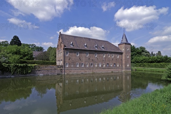 North Rhine-Westphalia, Erftstadt-Liblar, moated castle Gracht, private European School of
