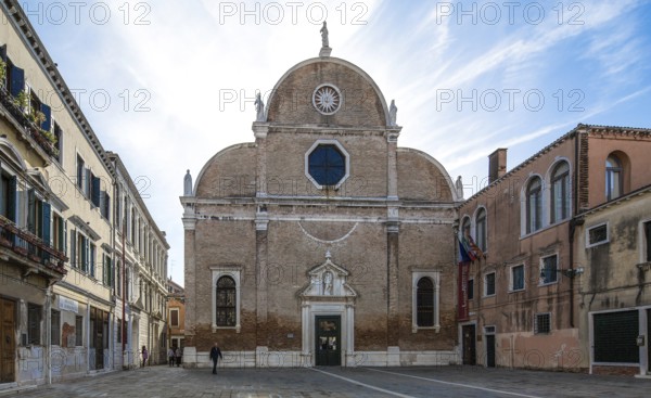Italy Venice Santa Maria dei Carmini -310 built 1286-1348 façade early 16th century in the alley