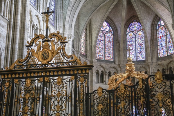 Saint-Etienne Cathedral, first Gothic cathedral, Sens, Burgundy, Yonne department,